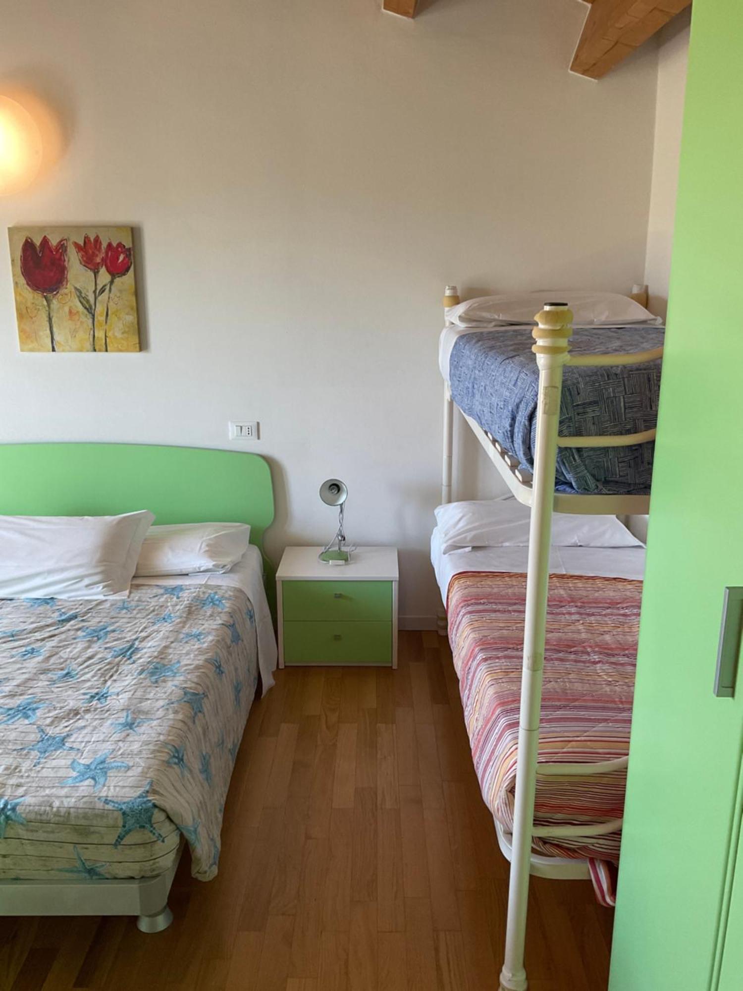 Hotel Apartments Premium Diffuso Caorle 4 Stars - The Suite Are Located In Various Tourist Village And Resort But Always In Caorle - Family Resort - With Or Without Swimming Pool - With Breakfast Room With Supplement - With Private Parking Inside Exteriör bild
